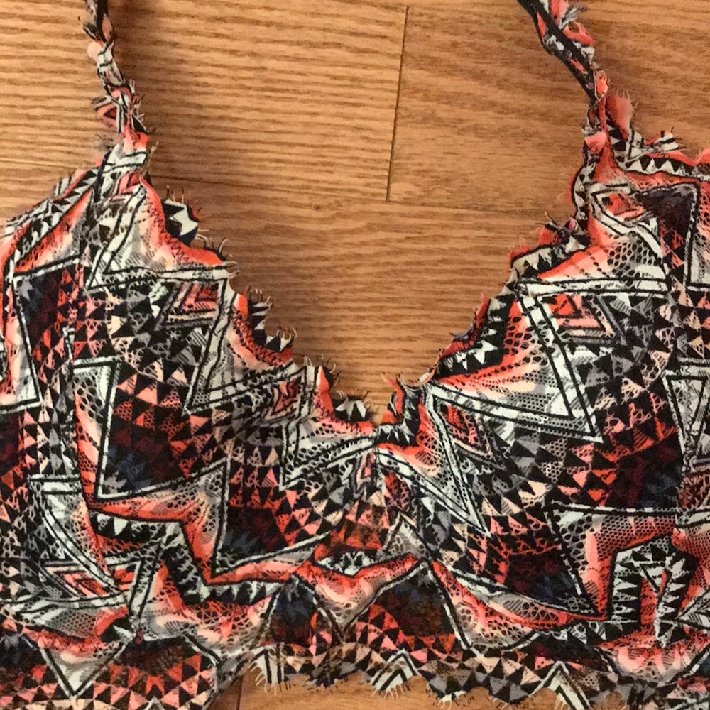 bralettes - Picture 3 of 5